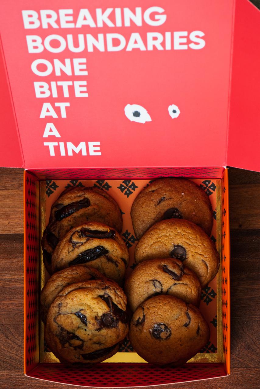 Damn Good Cookie & Date Chocolate Chip Cookie Box