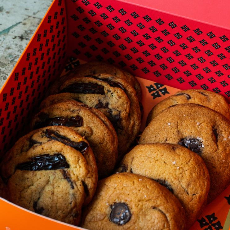 Damn Good Cookie & Date Chocolate Chip Cookie Box